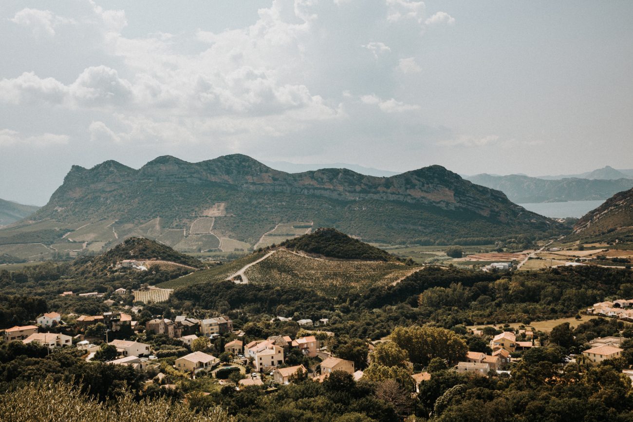 Urlaub auf Korsika, Gebirge im Mittelmeer, Reisefotos