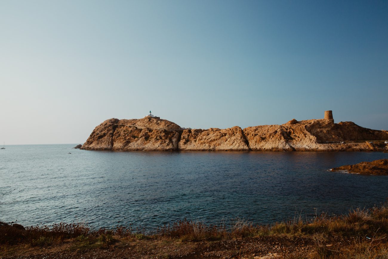 Urlaub auf Korsika, Gebirge im Mittelmeer, Reisefotos