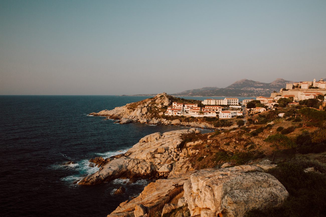 Urlaub auf Korsika, Gebirge im Mittelmeer, Reisefotos